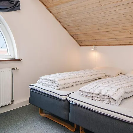 6 Person In Romo Ferienhaus Sønderby